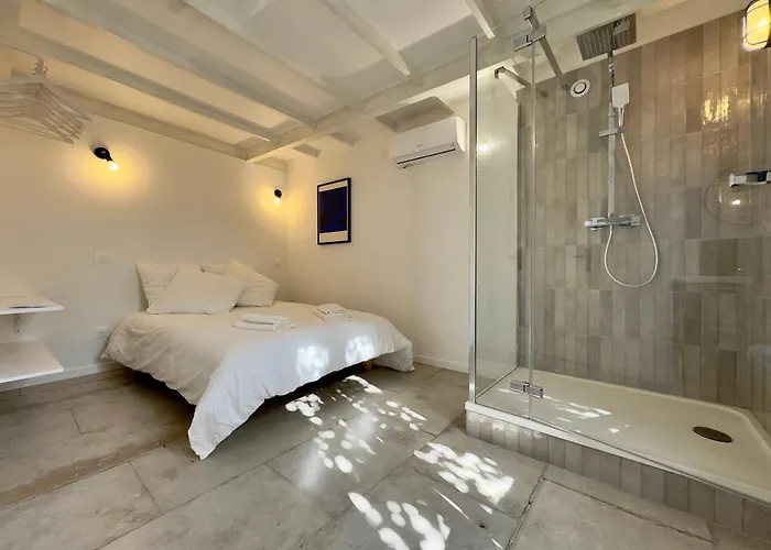 Loft - 10 Min Du Centre - Terrasse - Parking Apartmán